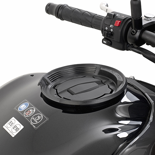 GIVI BF29 MOCOWANIE TANKLOCK KAWASAKI Z900 (17)