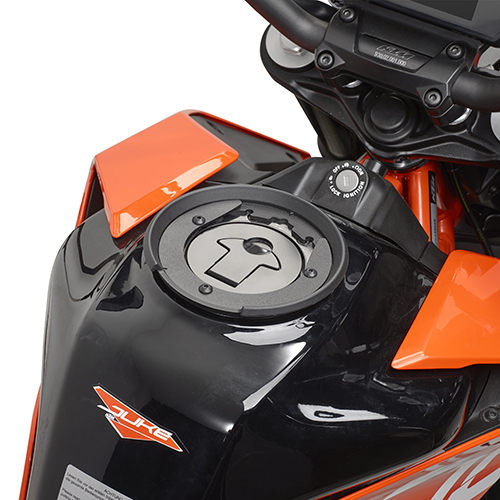 GIVI BF33 MOCOWANIE TANKLOCK KTM DUKE 125-390 (17 > 18)